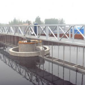 周邊傳動(dòng)刮吸泥機(jī)